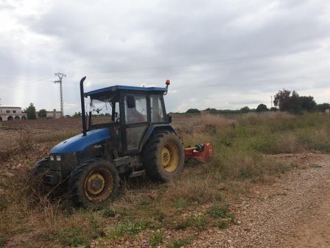 L'Ajuntament executa les feines de neteja i desbrossament de barrancs