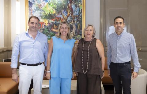 Reunio presidenta