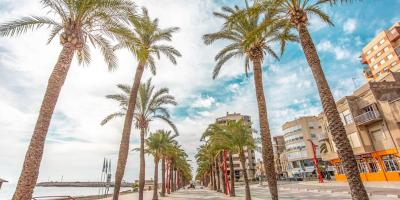 Vinaròs adecua el paseo marítimo